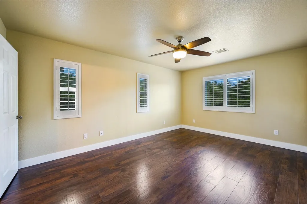 112 Ridge Harbor Drive Spicewood TX 78669