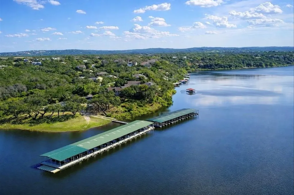 112 Ridge Harbor Drive Spicewood TX 78669
