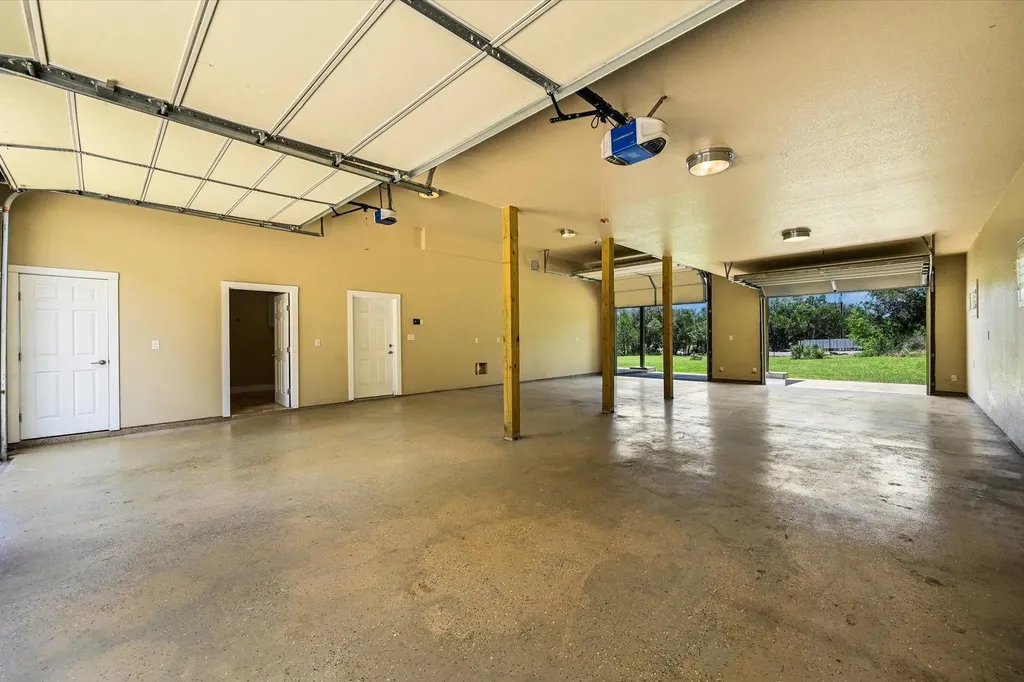 112 Ridge Harbor Drive Spicewood TX 78669