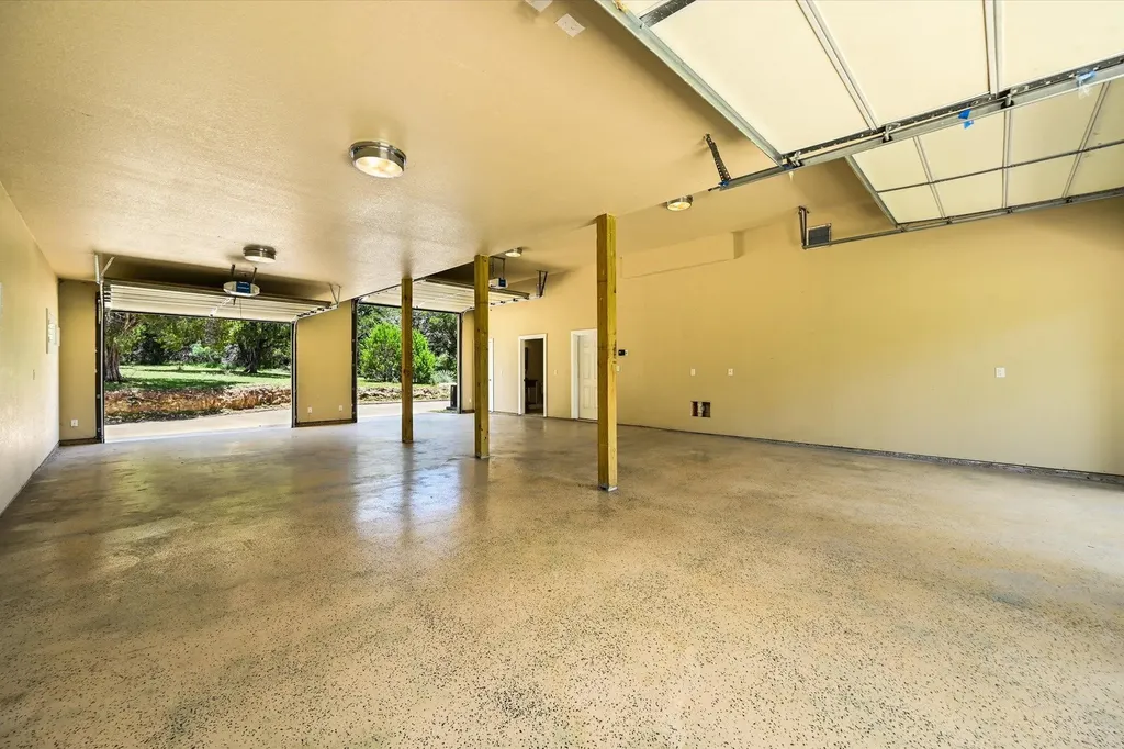 112 Ridge Harbor Drive Spicewood TX 78669