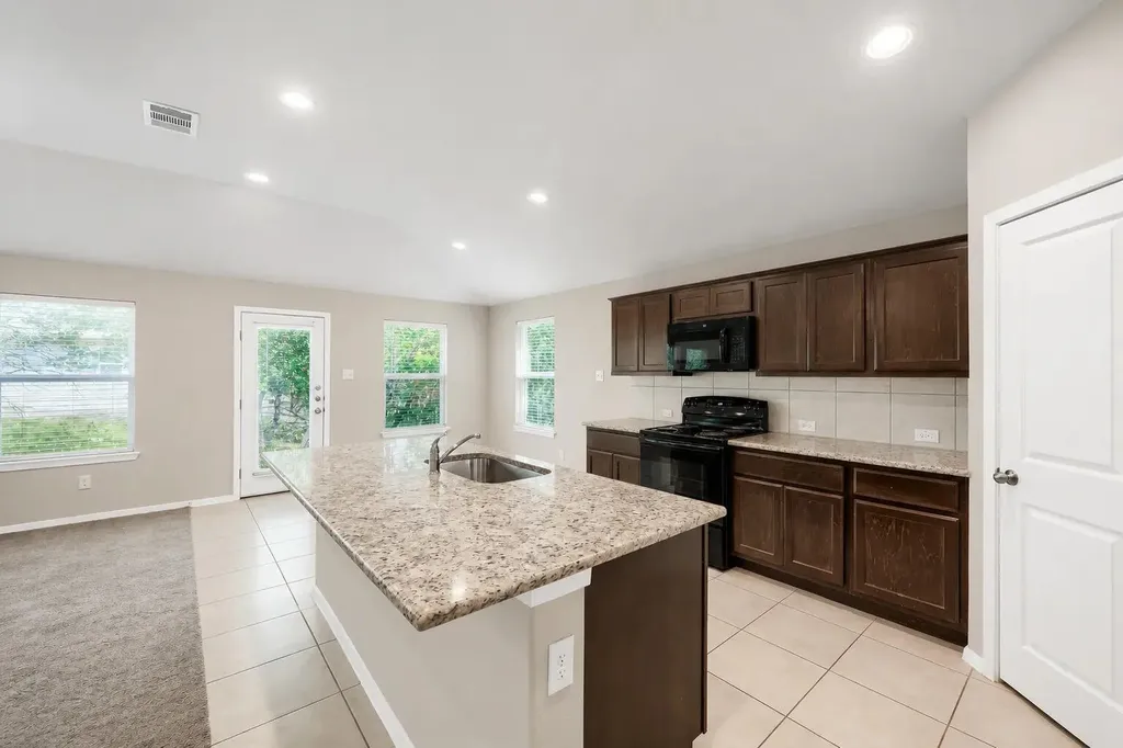 21709 Crystal Way Lago Vista TX 78645