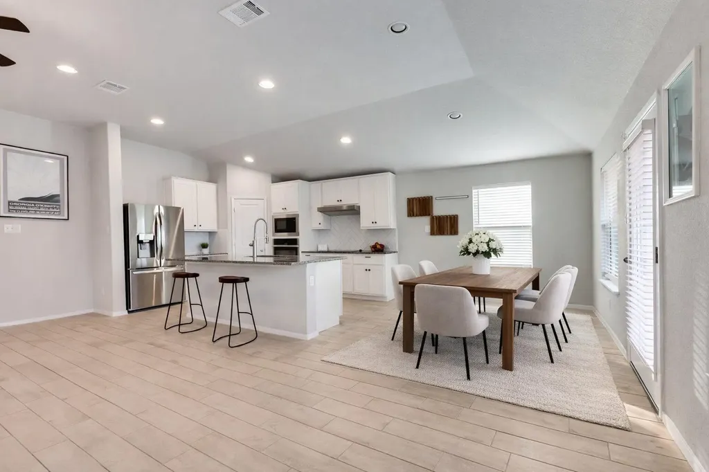 21522 Horseshoe Loop Lago Vista TX 78645