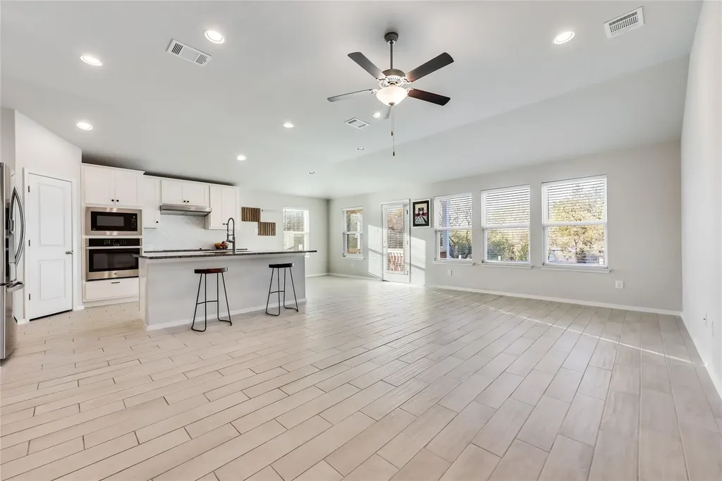 21522 Horseshoe Loop Lago Vista TX 78645