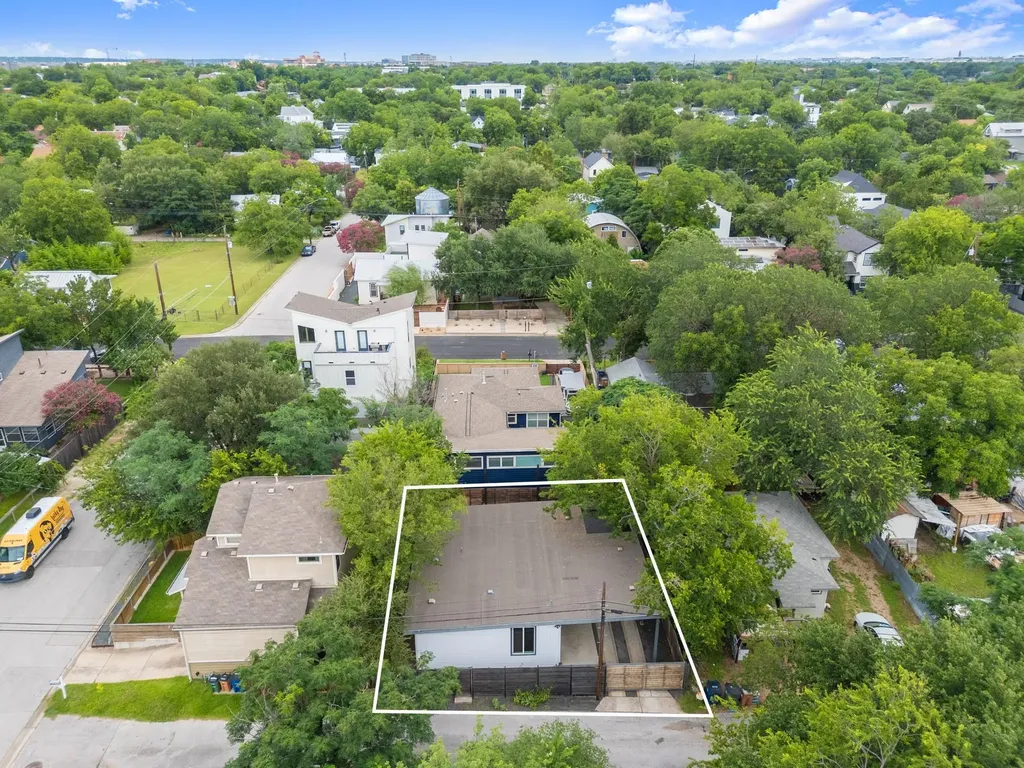 2103 E 14th Street Austin TX 78702