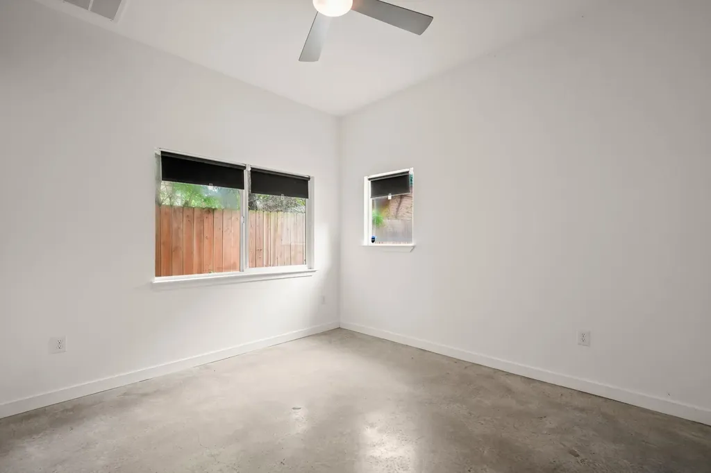 2103 E 14th Street Austin TX 78702