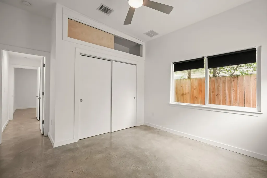 2103 E 14th Street Austin TX 78702