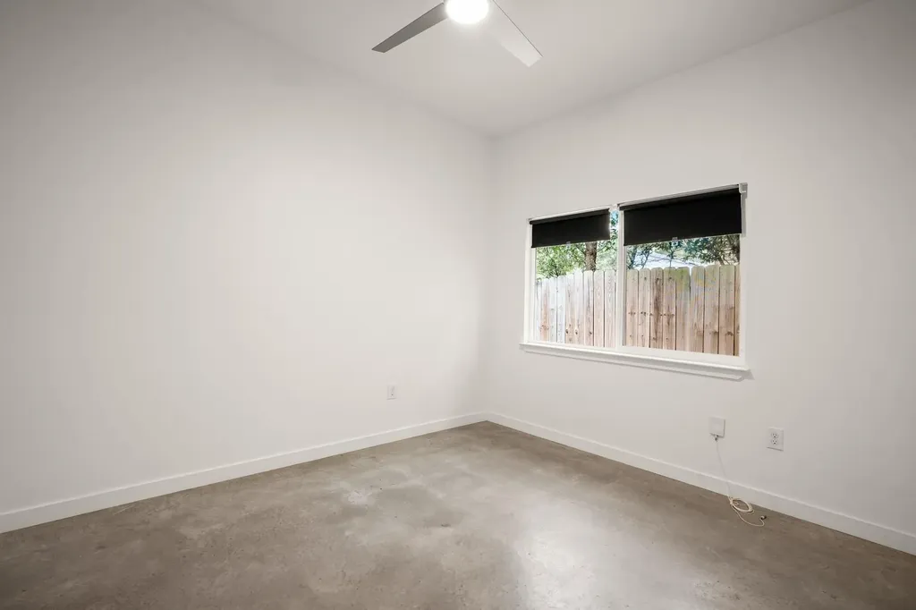 2103 E 14th Street Austin TX 78702