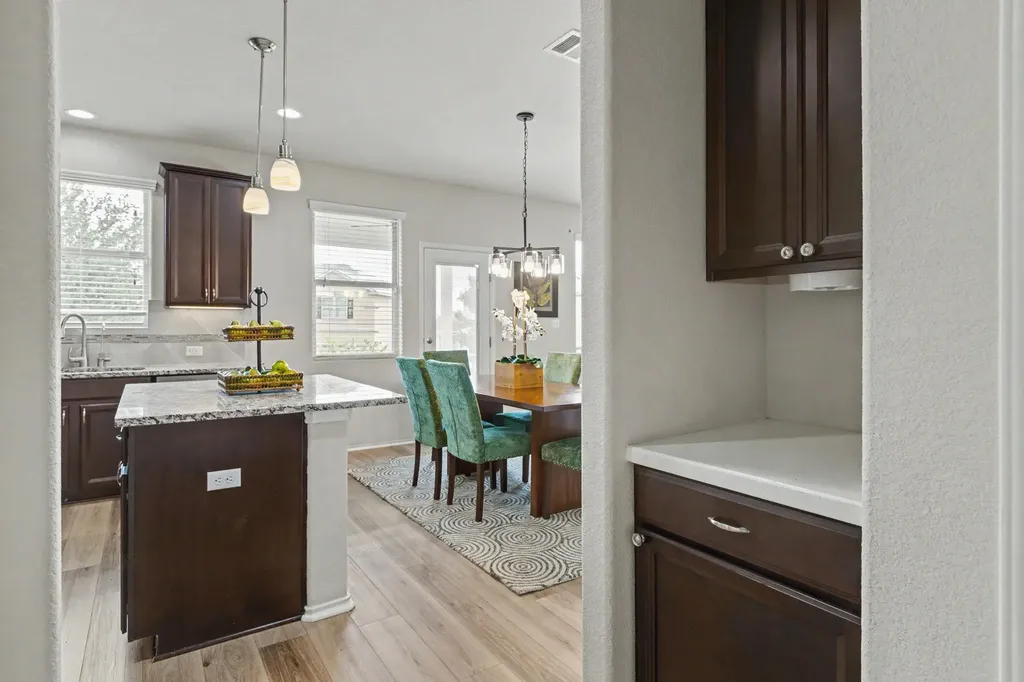 7424 Sunset Heights Circle Austin TX 78735