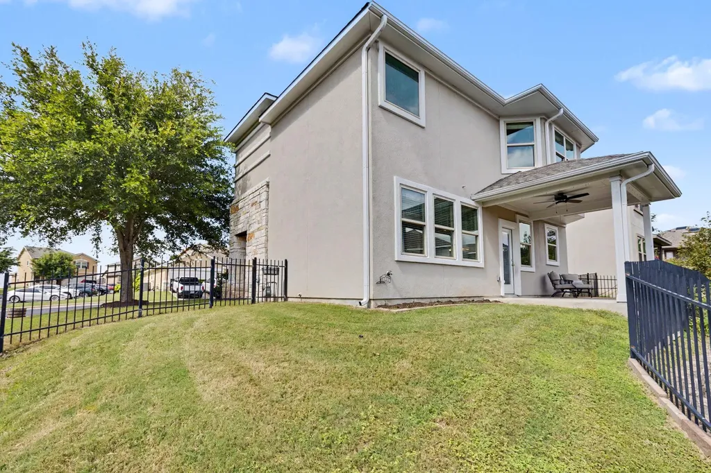 7424 Sunset Heights Circle Austin TX 78735
