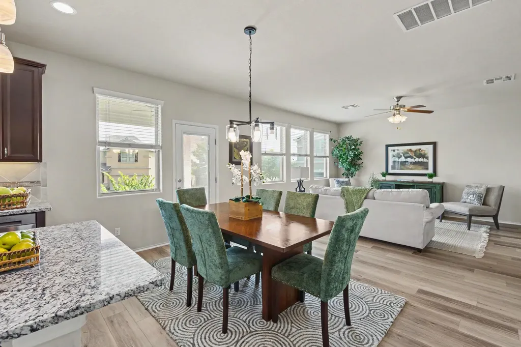 7424 Sunset Heights Circle Austin TX 78735