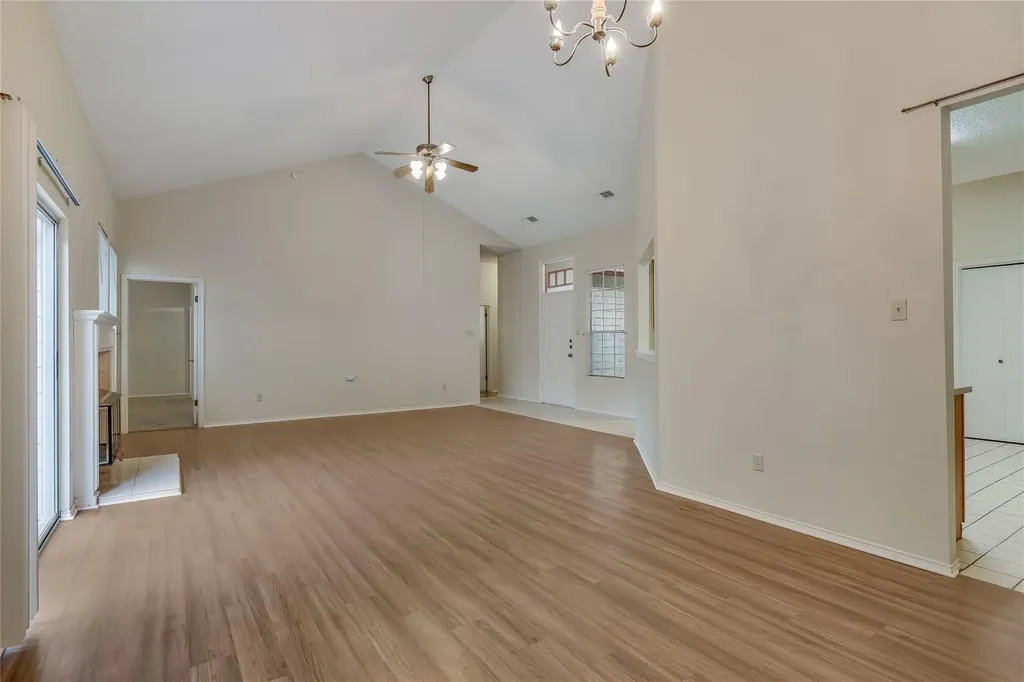 12610 Dove Valley Trail Austin TX 78729