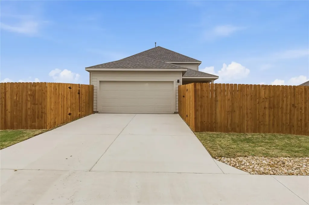 231 Bellie Lane Kyle TX 78640
