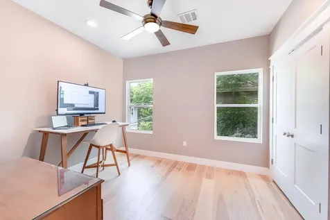 112 E 54th Street Austin TX 78751