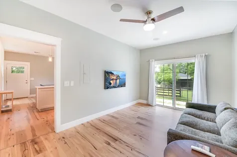 112 E 54th Street Austin TX 78751