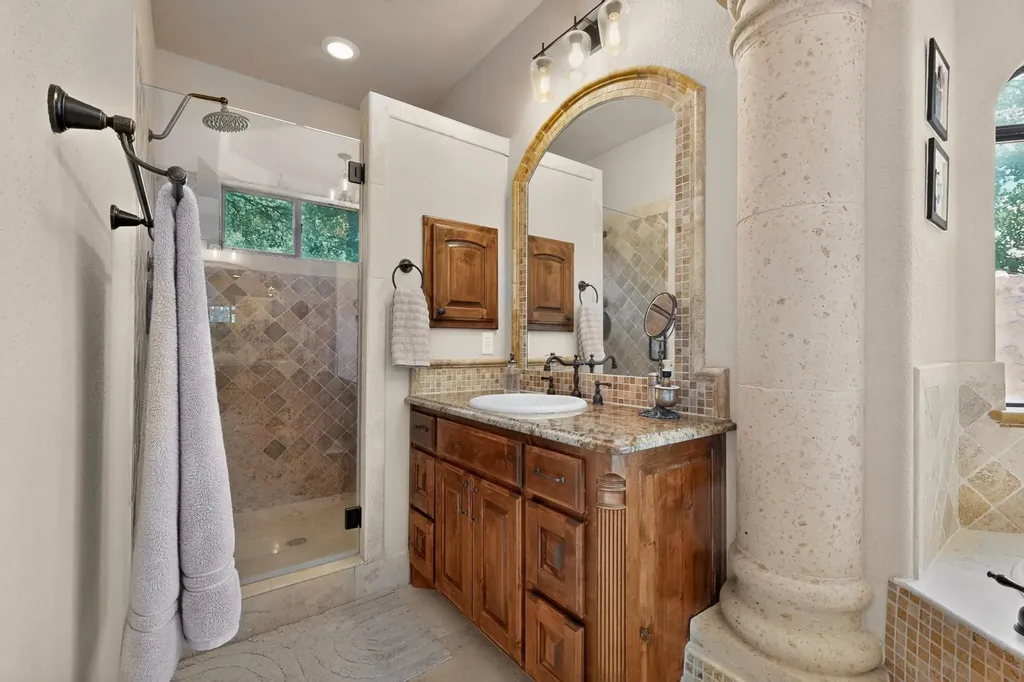 116 Roble Roja Drive Georgetown TX 78633
