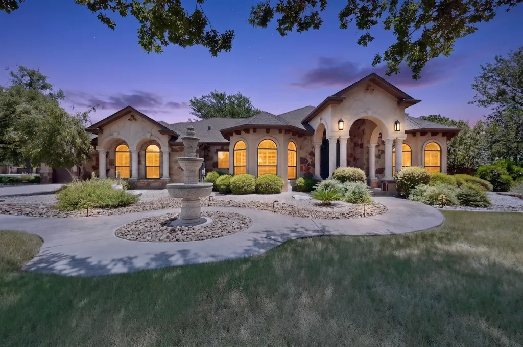 116 Roble Roja Drive Georgetown TX 78633