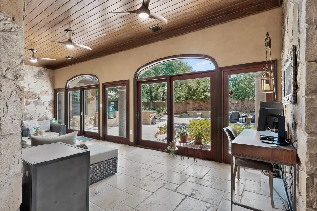 116 Roble Roja Drive Georgetown TX 78633
