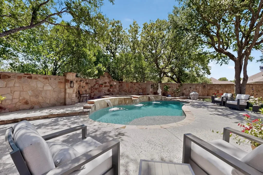 116 Roble Roja Drive Georgetown TX 78633