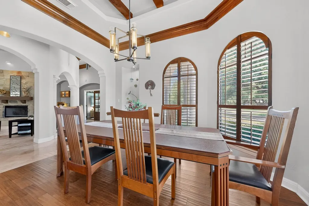 116 Roble Roja Drive Georgetown TX 78633