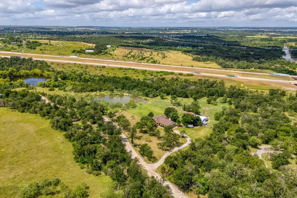 701 Berry Lane Georgetown TX 78626
