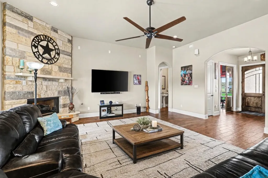 113 Camp Verde Drive Georgetown TX 78633