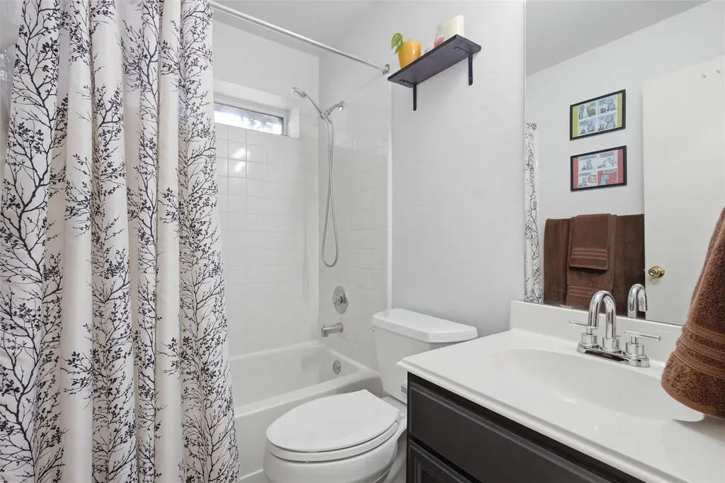 11623 Maybach Drive Del Valle TX 78617