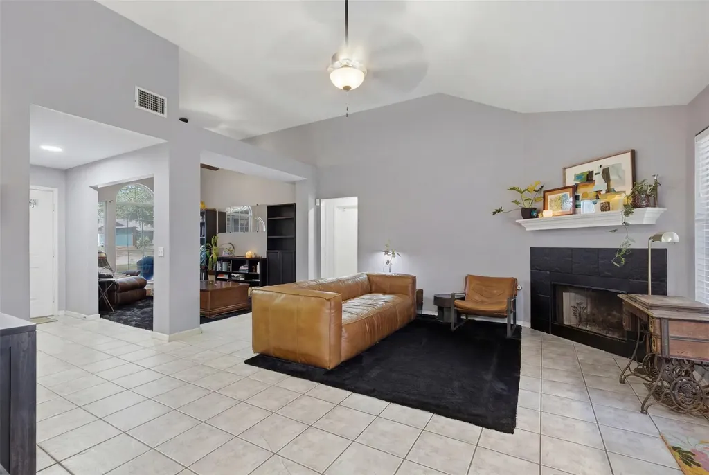 11623 Maybach Drive Del Valle TX 78617