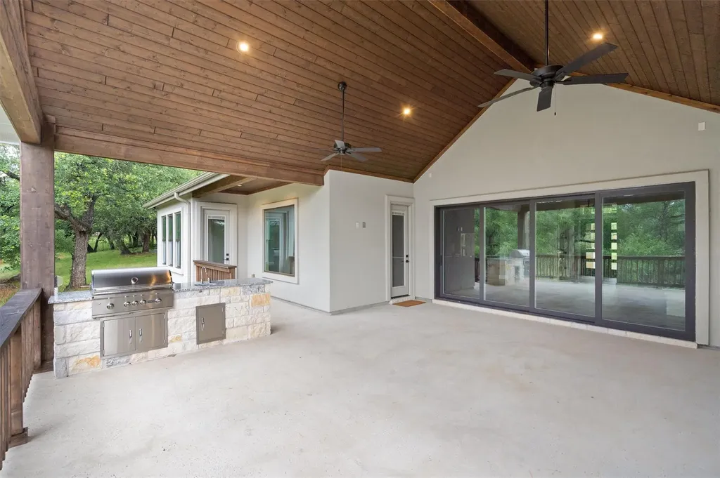 302 Highland Spring Lane Georgetown TX 78633