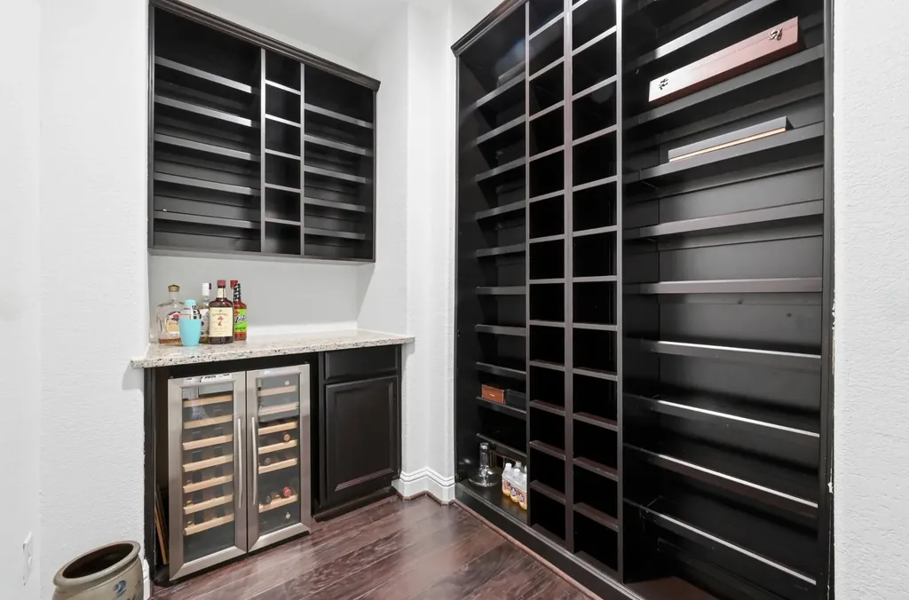 5612 Cherokee Draw Road Austin TX 78738