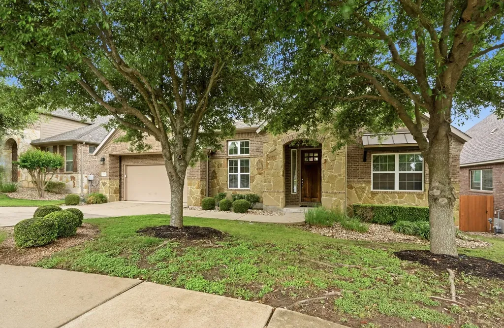 5612 Cherokee Draw Road Austin TX 78738