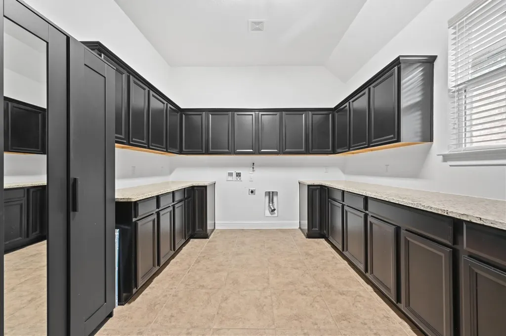 5612 Cherokee Draw Road Austin TX 78738