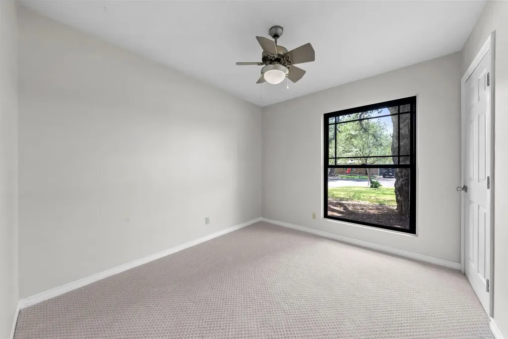 7906 Wycombe Drive Austin TX 78749