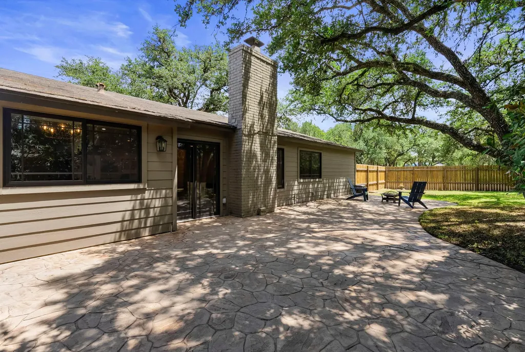 7906 Wycombe Drive Austin TX 78749
