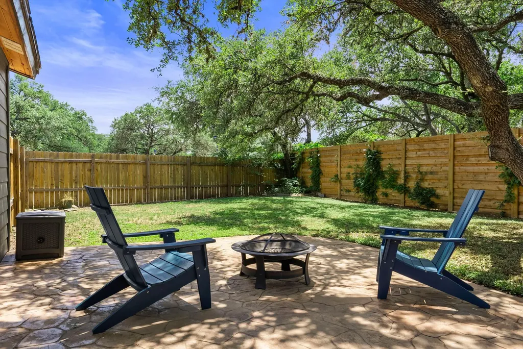 7906 Wycombe Drive Austin TX 78749