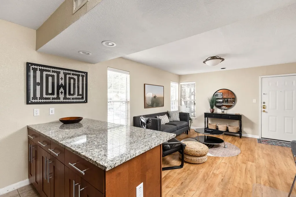 7685 Northcross Drive Austin TX 78757