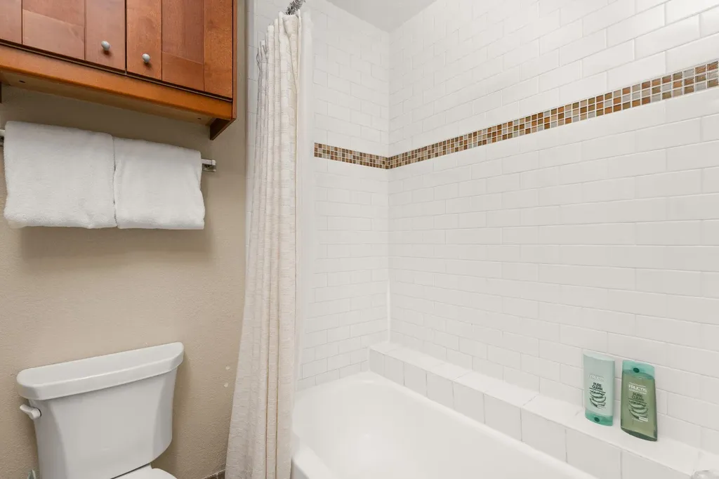 7685 Northcross Drive Austin TX 78757