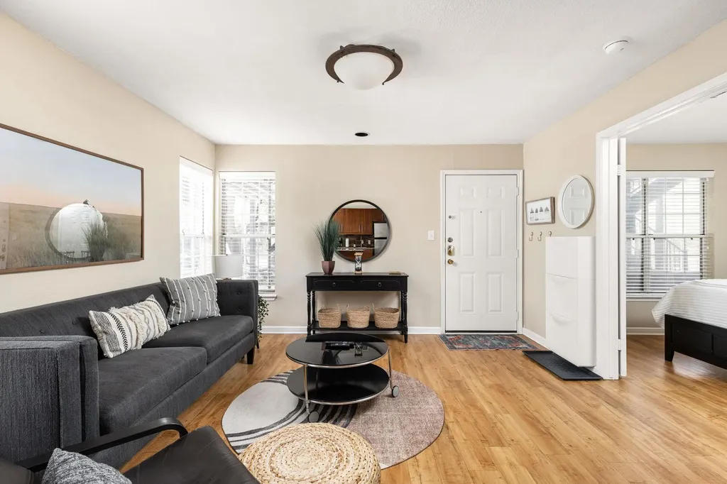 7685 Northcross Drive Austin TX 78757