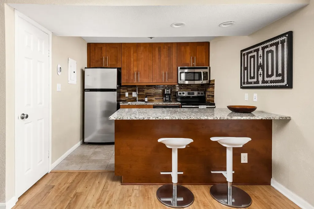 7685 Northcross Drive Austin TX 78757