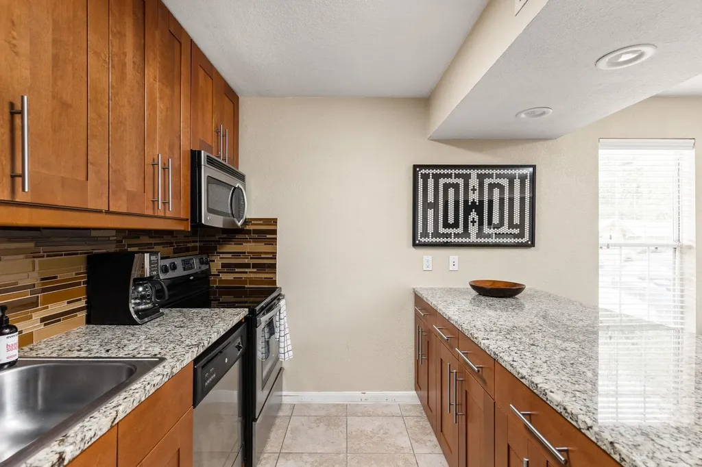 7685 Northcross Drive Austin TX 78757