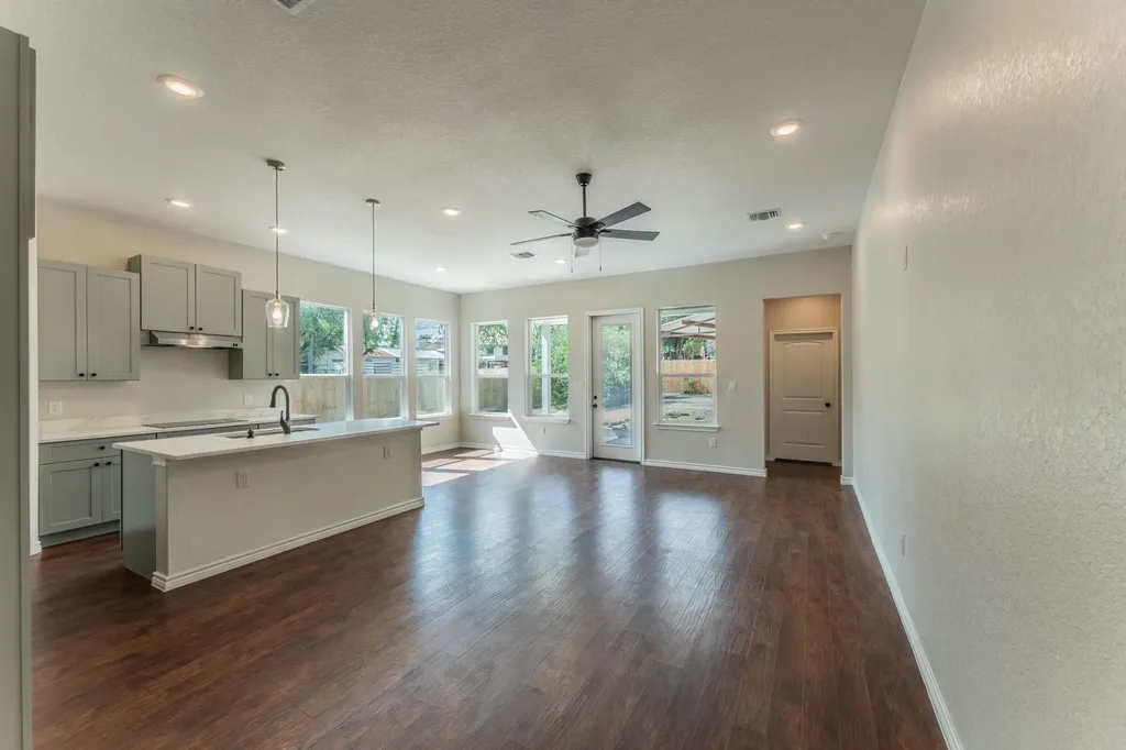717 Fair Avenue San Antonio TX 78223