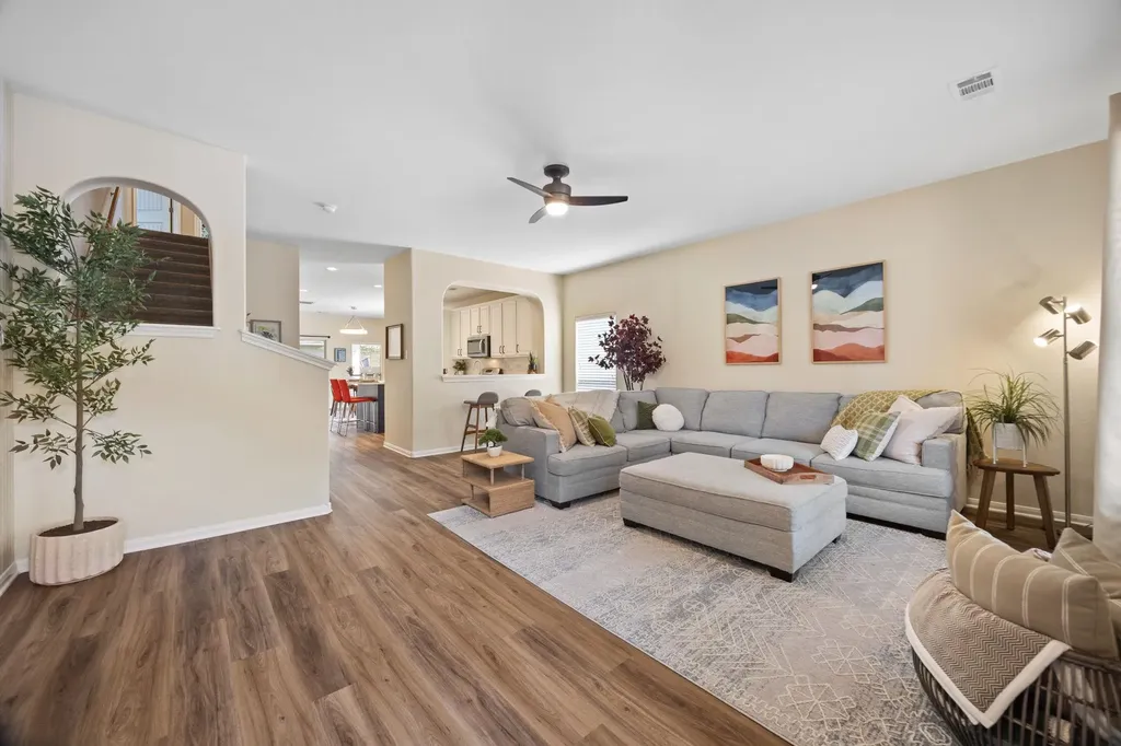 2200 Amur Drive Austin TX 78745