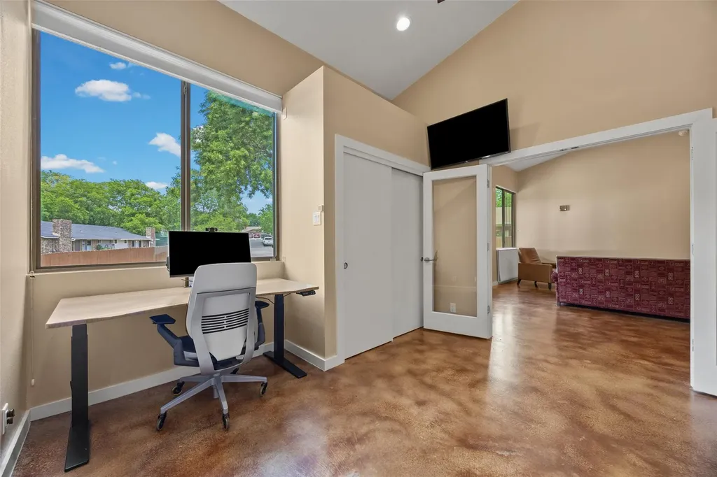 5106 Spruce Cove Austin TX 78744