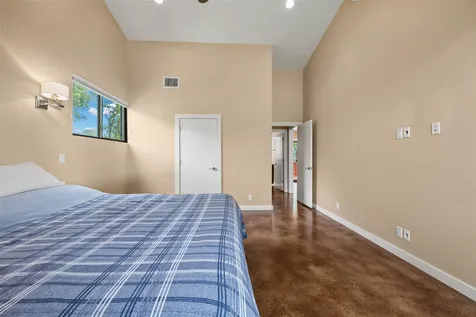 5106 Spruce Cove Austin TX 78744