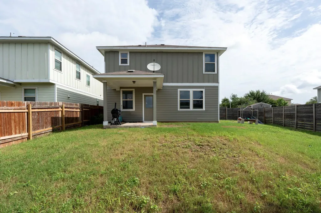 424 Wapiti Road Buda TX 78610
