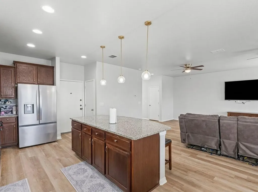 424 Wapiti Road Buda TX 78610