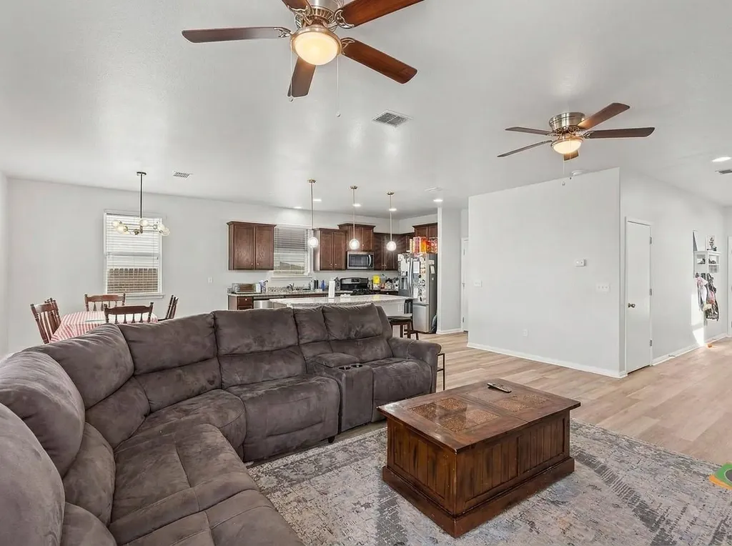 424 Wapiti Road Buda TX 78610