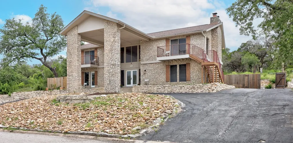 13207 Mansfield Drive Austin TX 78732