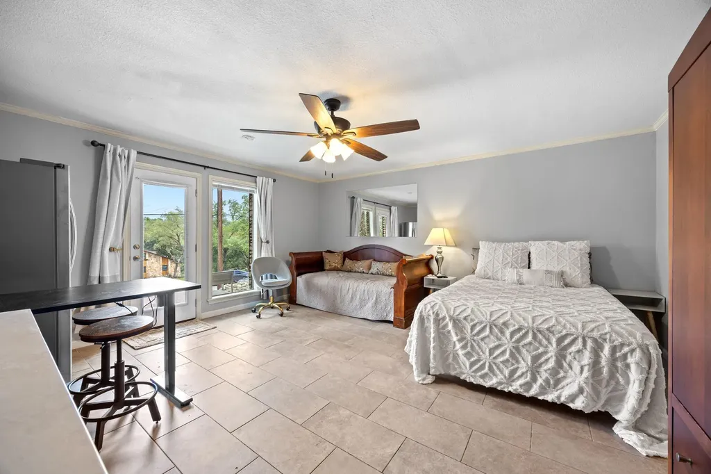 13207 Mansfield Drive Austin TX 78732