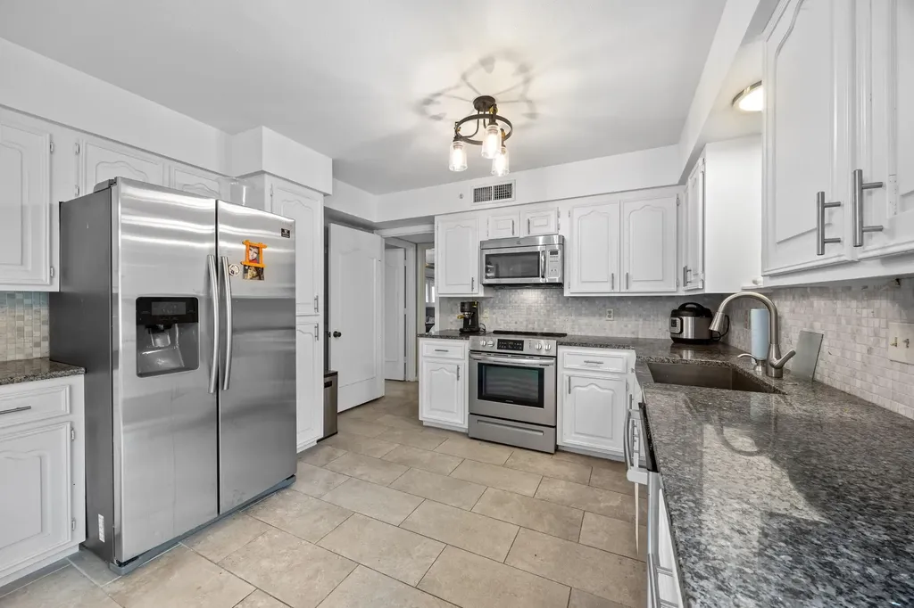 13207 Mansfield Drive Austin TX 78732