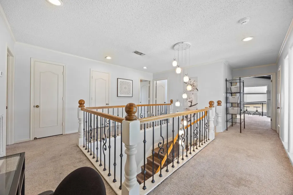13207 Mansfield Drive Austin TX 78732